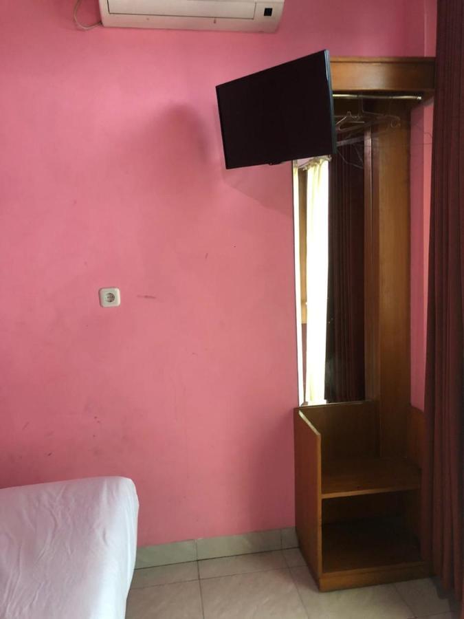 Oyo 3750 Elder Guest House Bandung Exterior foto